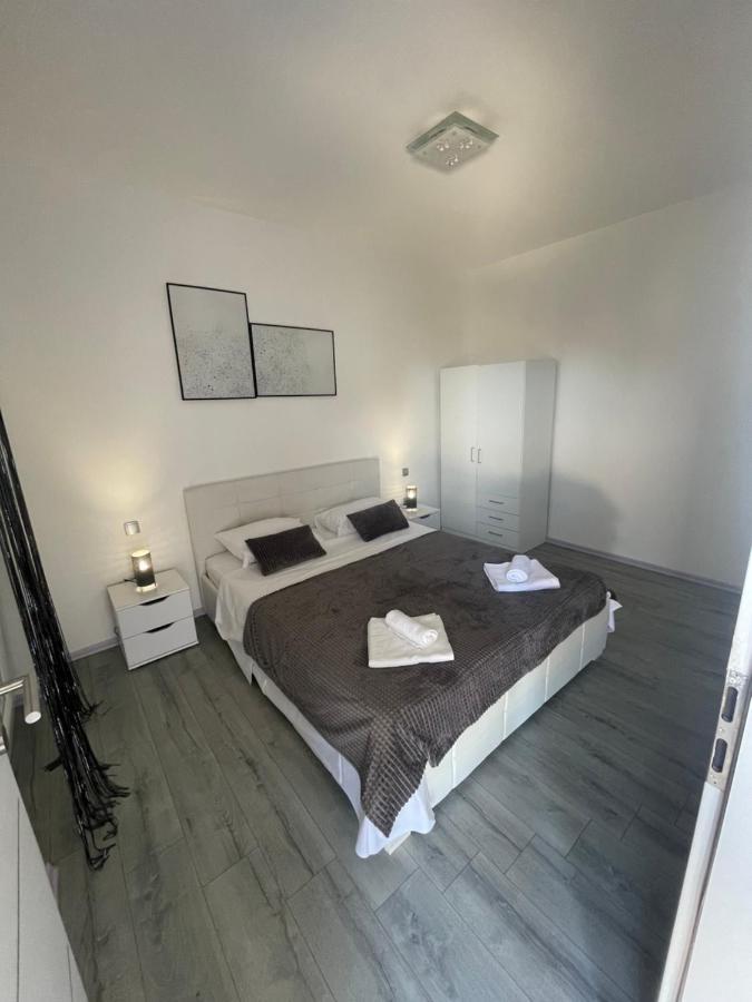 Primus Strbic Apartamento Ploce  Exterior foto